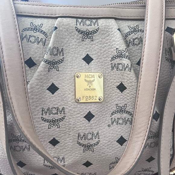 MCM Visetos Leather 2way Shoulder Bag - Picture 4 of 17